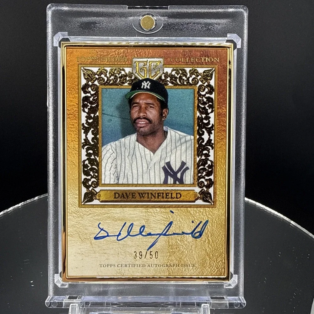 2025 Topps Gilded Collection Dave Winfield Gold Framed Hall of Fame Auto #/25